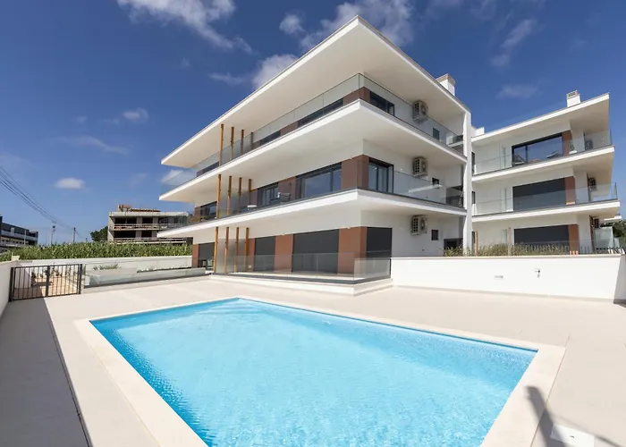 Beautiful Sunset Views דירה